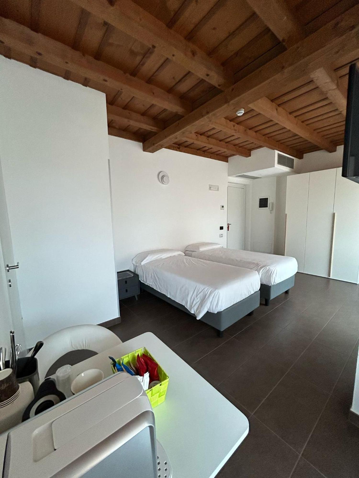 Bes Residence Bergamo Polaresco Exterior photo